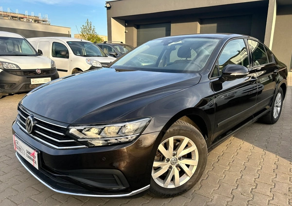 Volkswagen Passat cena 68900 przebieg: 111000, rok produkcji 2020 z Choroszcz małe 46